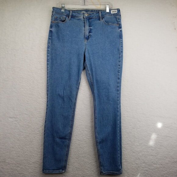 Old Navy Rockstar Super Skinny Size 14 High Rise Secret Slim Pockets Medium Wash - Picture 1 of 10